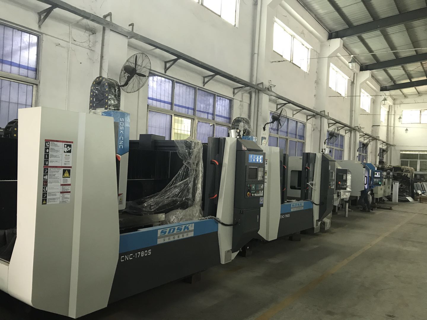 CNC加工中心、雕銑機(jī)和精雕機(jī)三者的區(qū)別有那些